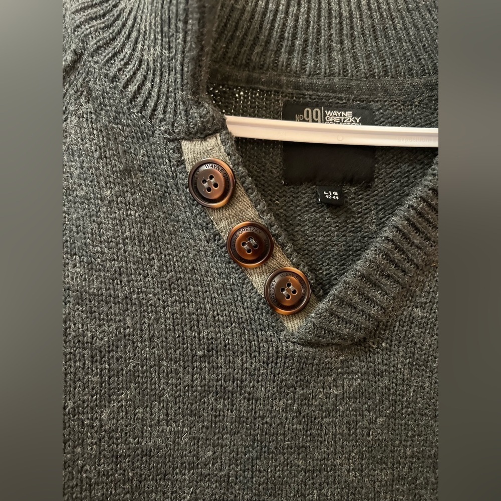 ⚫️ BOGO Wayne Gretzky n99 sweater men’s size large classic comfort fit - Picture 6 of 7